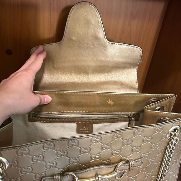 Gucci Metallic Gold Guccissima Leather Large Emily Chain Shoulder Bag - Picture 14 of 16